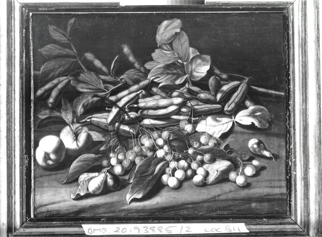 Sotheby's — Autore non indicato - sec. XVII - Natura morta con ciliegie, pesche, prugne e legumi — insieme
